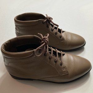 Vintage 80s Tan Leather Ankle Boots Size 7 Danexx